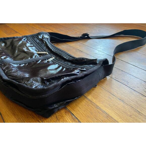 LESPORTSAC Expandable Black Crossbody Bag - Picture 2 of 15